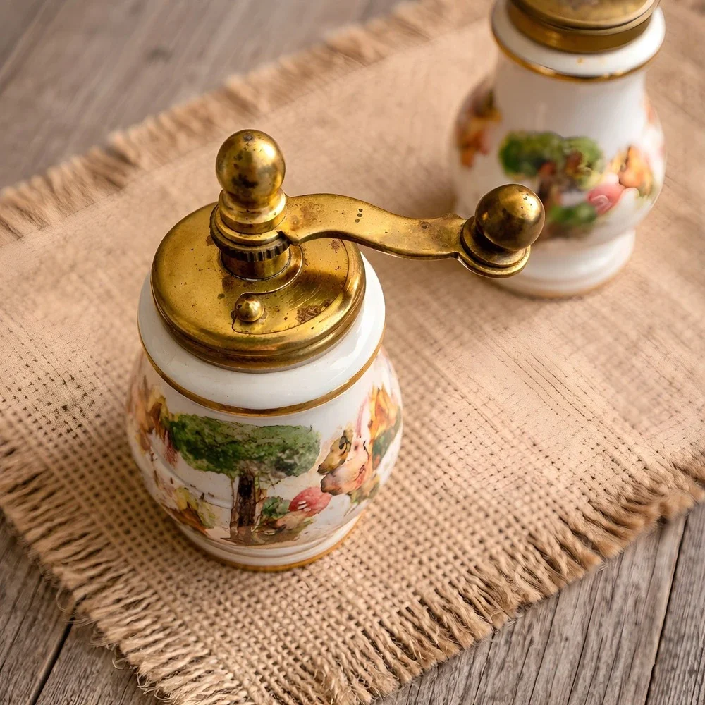 Capodimonte Porcelain Brass Salt Shaker Pepper Mill Cherubs Angels Italy Vintage